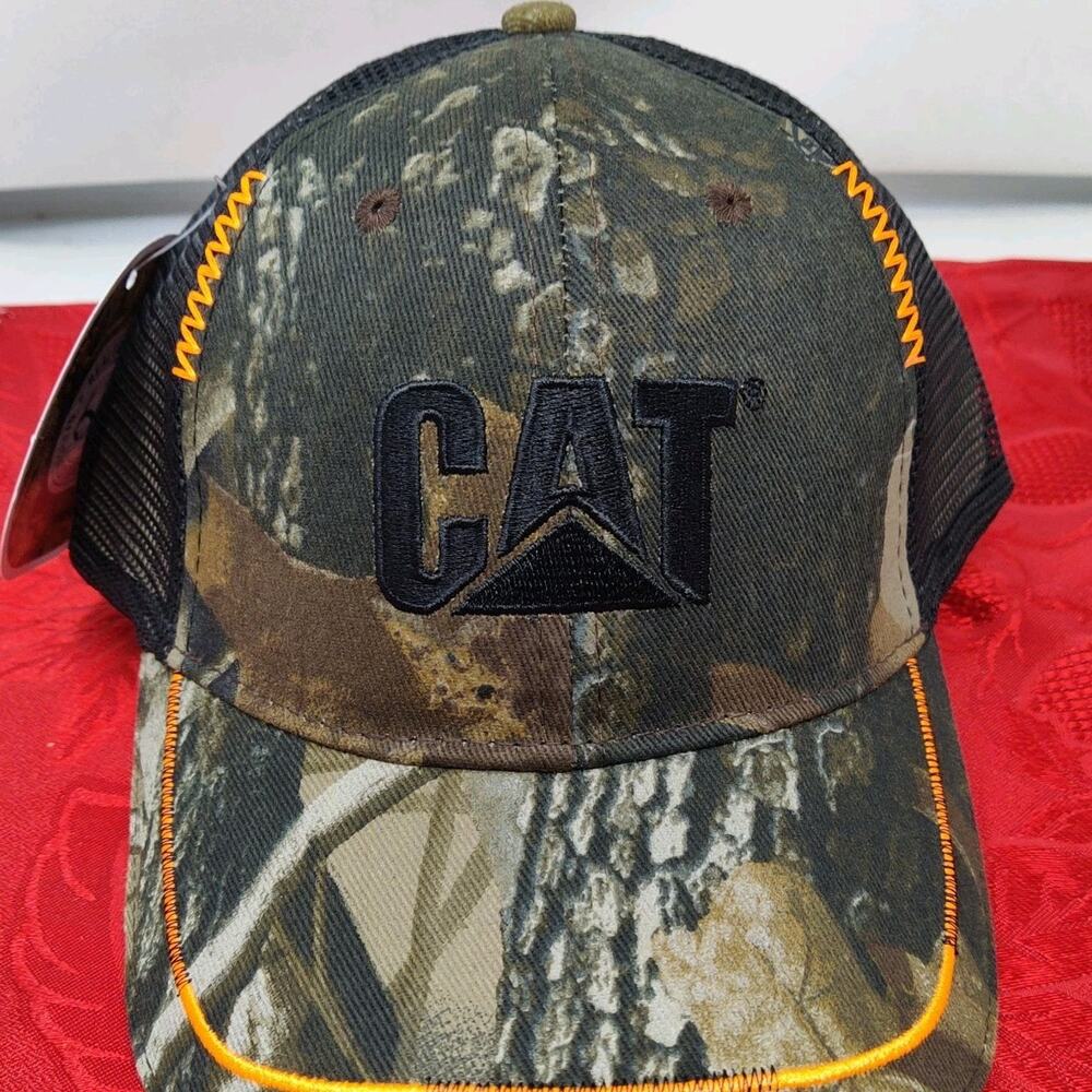 CAT Caterpillar Trucker Hat Digital Realtree CAMO Men's Adjustable Mesh NWT